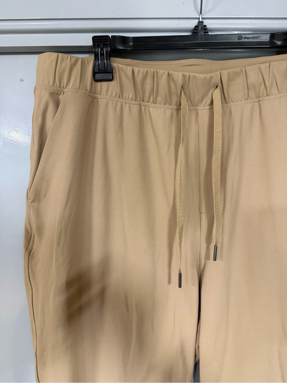 NWT Tan Old Navy High Rise Slim Taper Powersoft Coze Joggers - XL - Picture 3 of 7